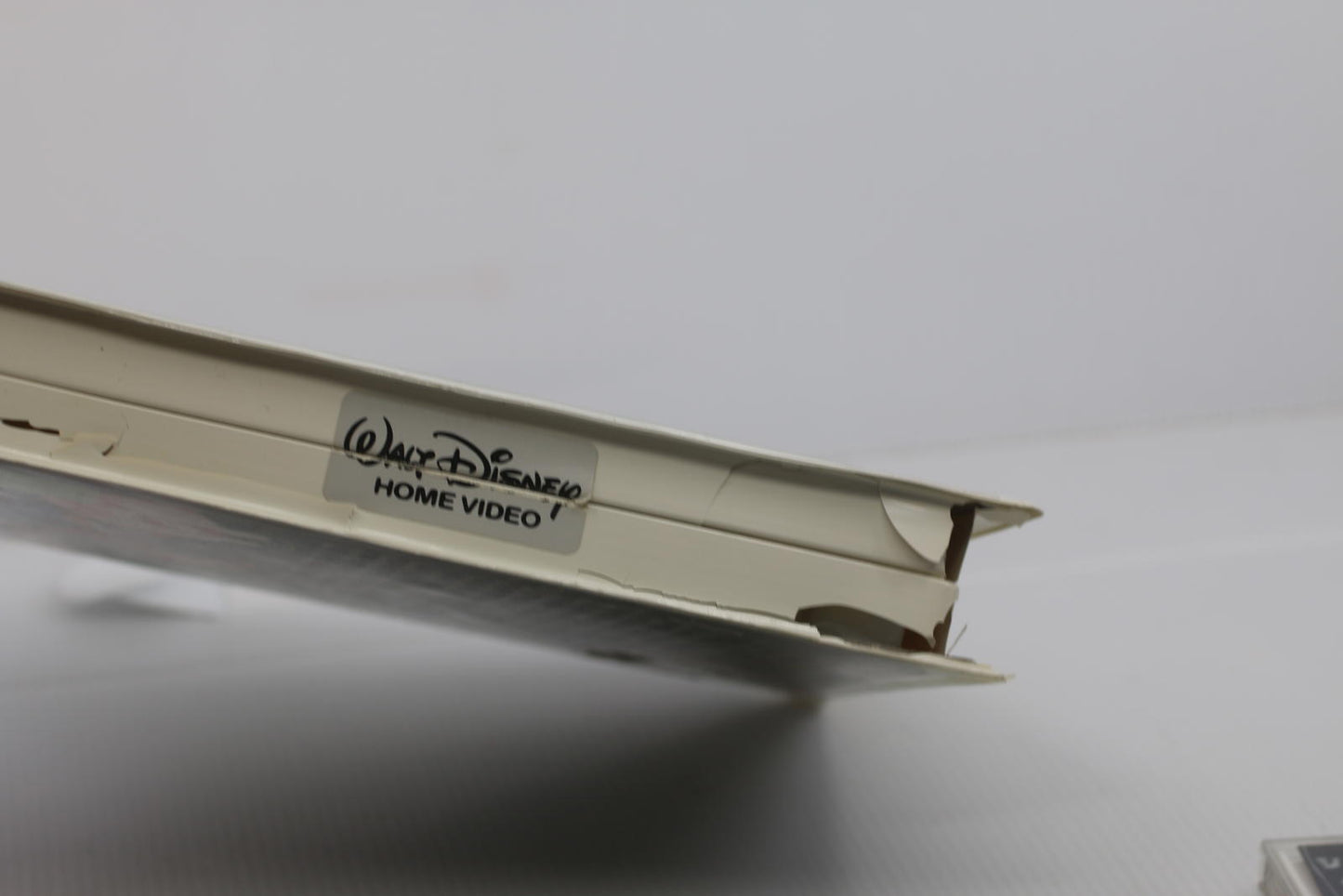 Walt Disney’s Fun & Fancy Free VHS 50th Anniversary Masterpiece DAMAGEDCASE