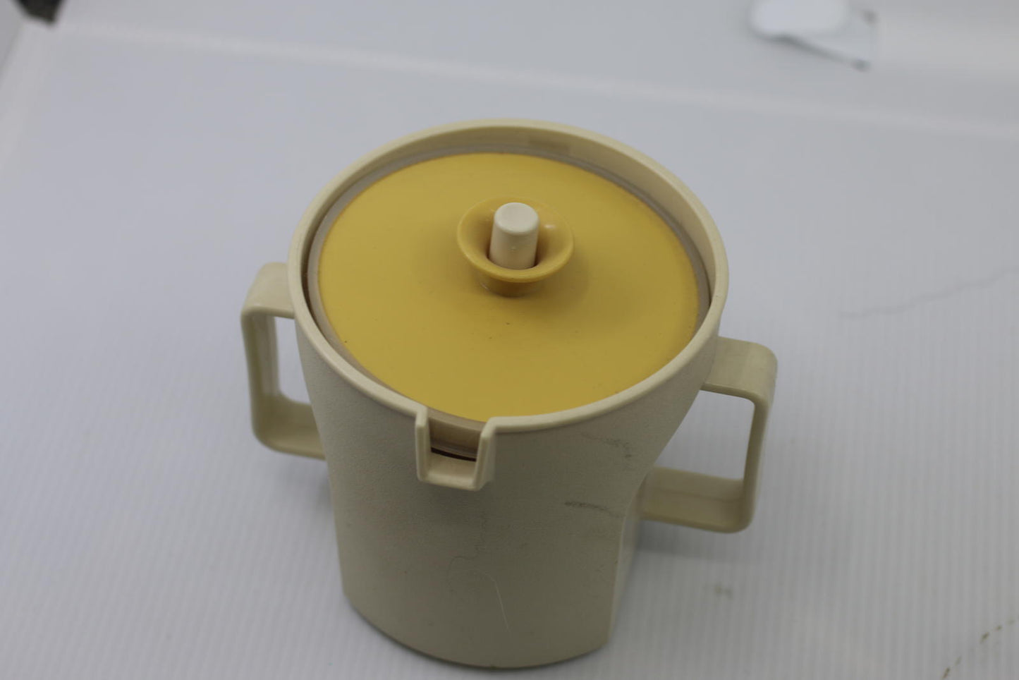 Vintage Tupperware Sugar Almond & Gold 1415-2