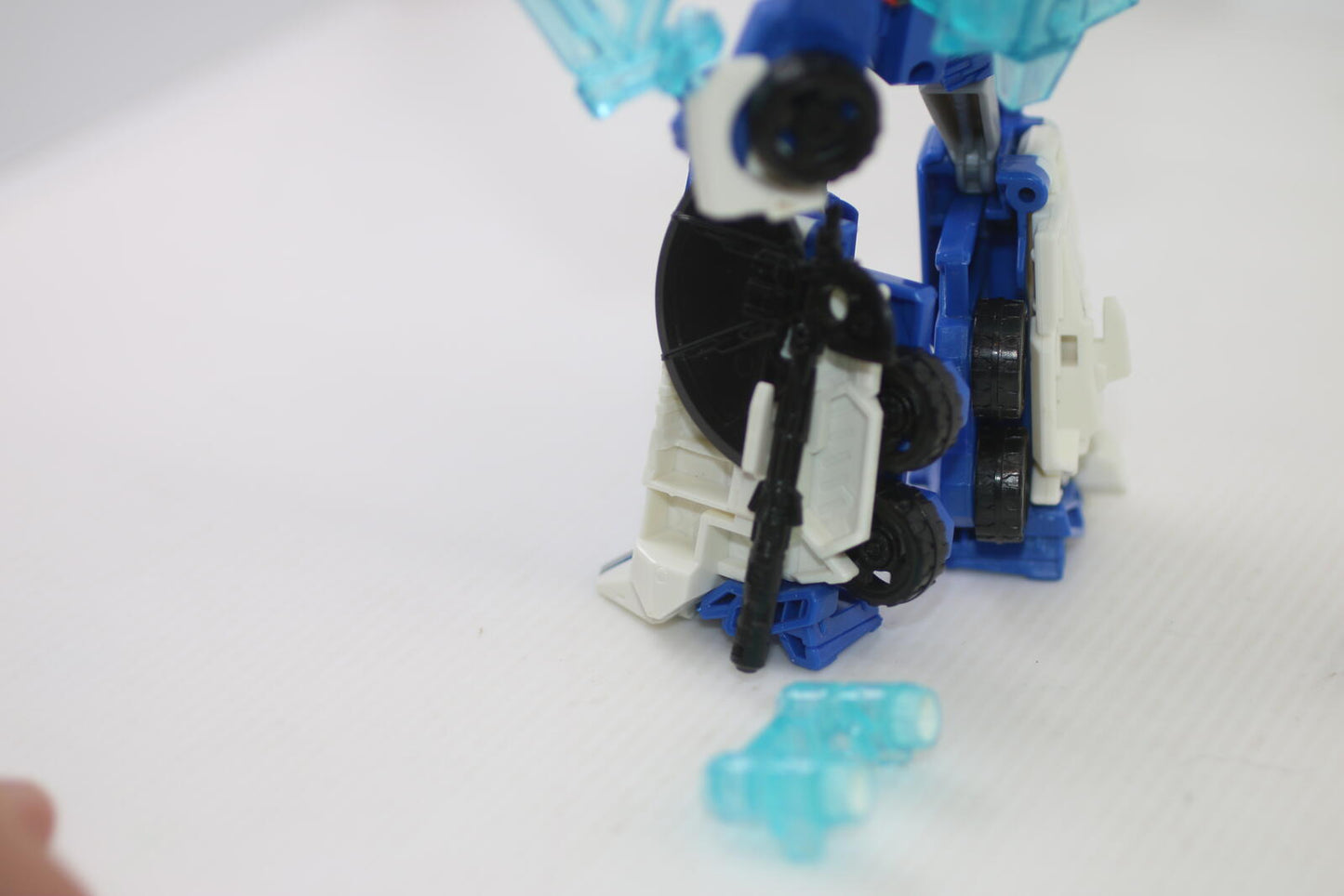 Robots in Disguise (2015, RID) Warrior Class: Power Surge Optimus Prime complete