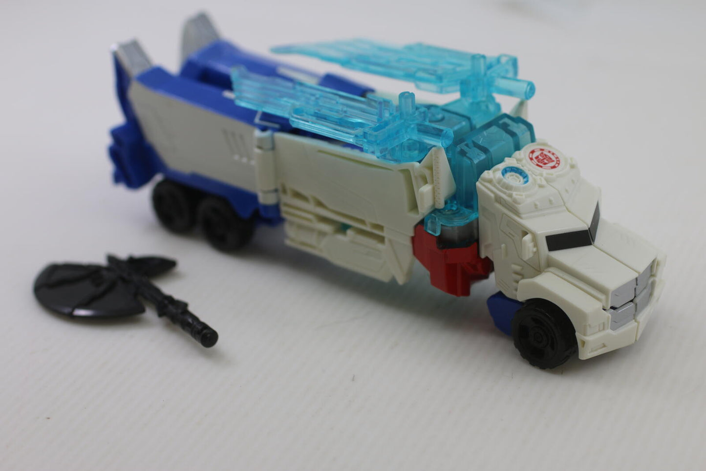 Robots in Disguise (2015, RID) Warrior Class: Power Surge Optimus Prime complete