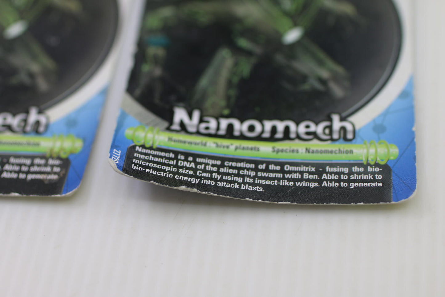 Ben 10 Ultimate Alien Nanomech 4" Figure Bandai Cartoon Network 2009 +2 cards