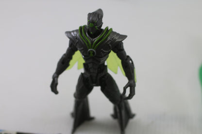 Ben 10 Ultimate Alien Nanomech 4" Figure Bandai Cartoon Network 2009 +2 cards