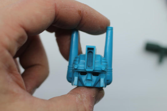 G1 TRANSFORMER ULTRA MAGNUS HEAD "UNPAINTED FACE "LOT # 2 CLEANED