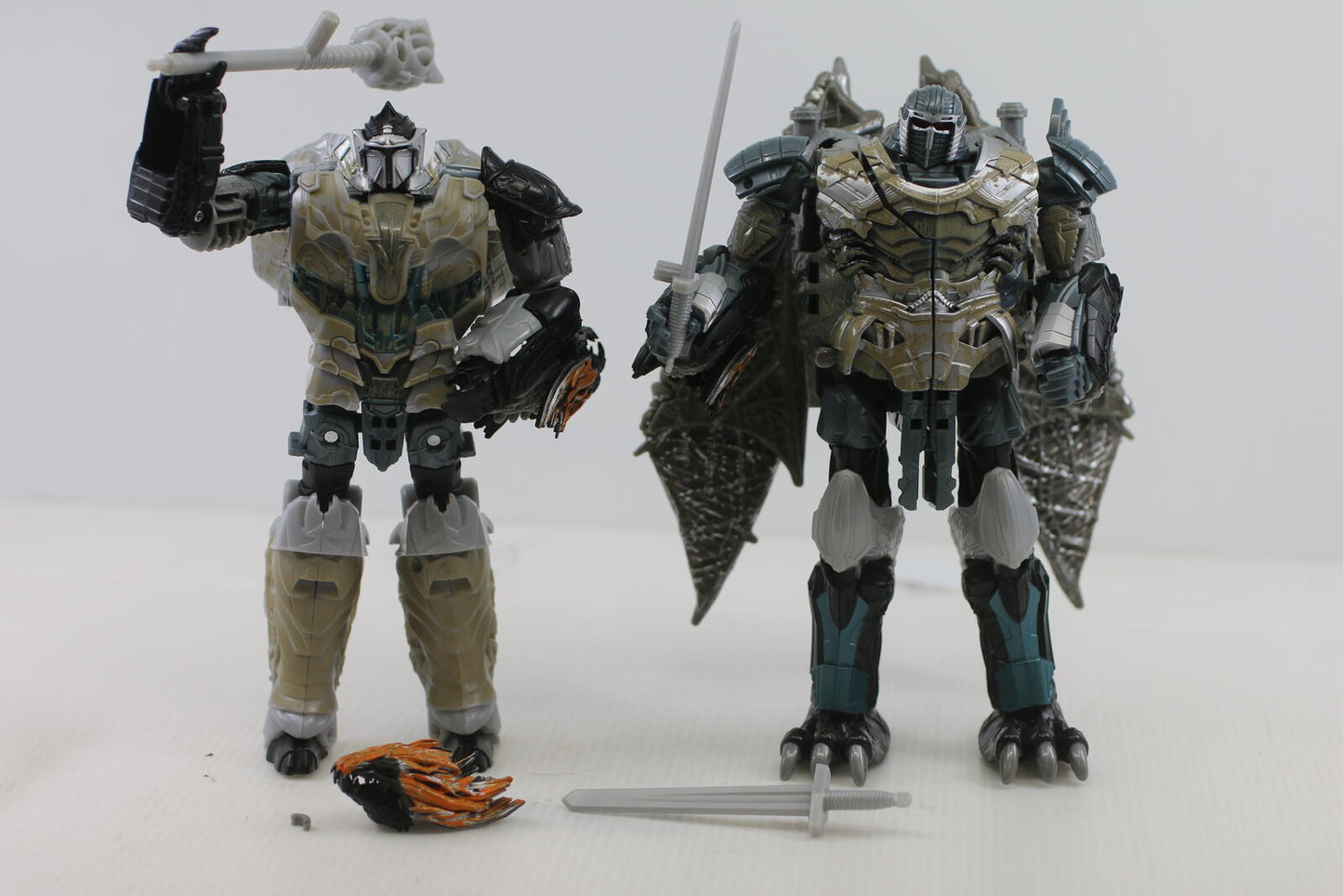 Transformers The Last Knight Dragonstorm complete Hasbro Movie TLK Leader Class