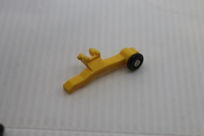 Transformers G1 Shrapnel RIGHT FRONT LEG wheel insecticon yellow accessory part