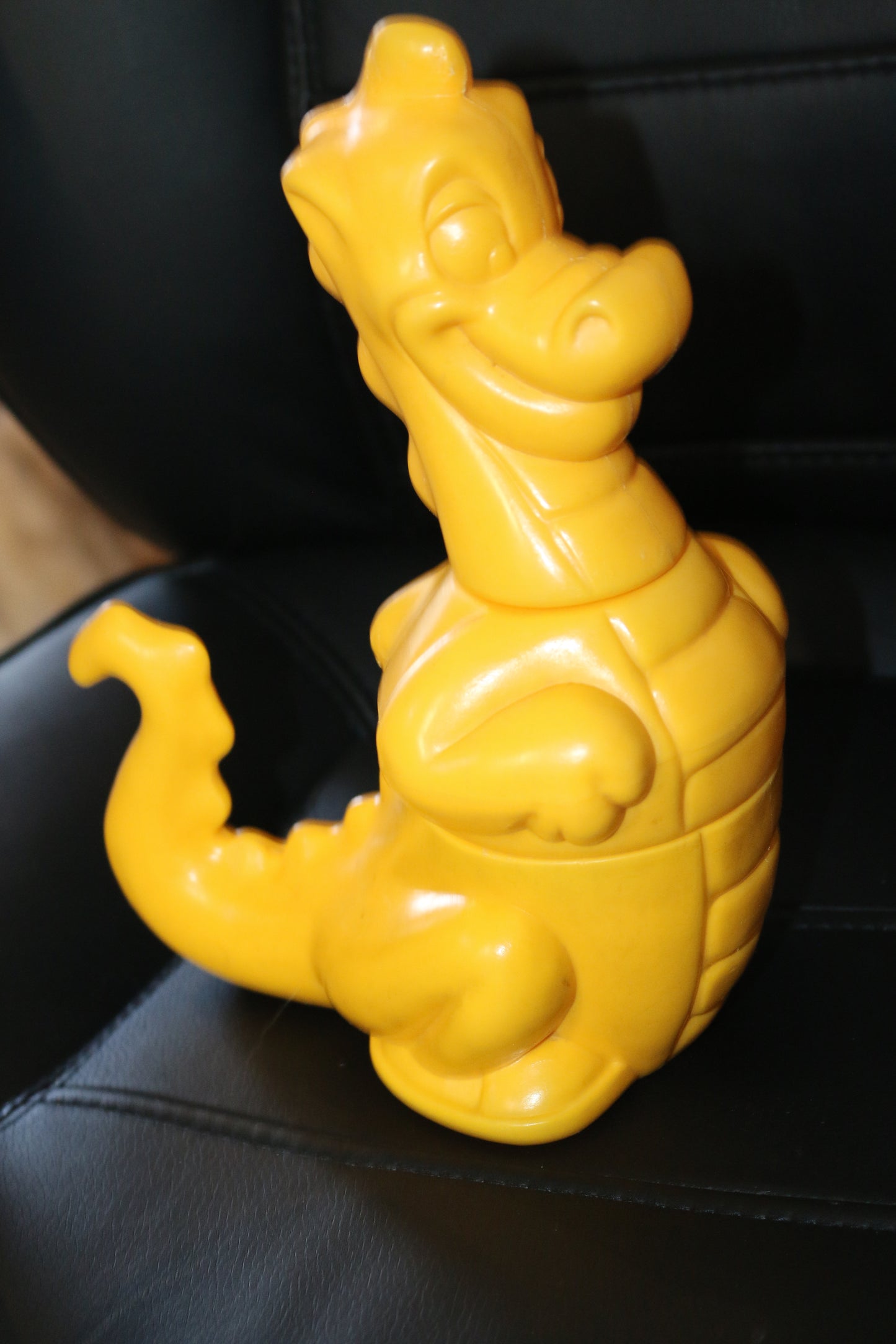 Vintage 1992 Tupperware Tuppertoy Yellow Dragon Dinosaur Douglas Dirtwalker