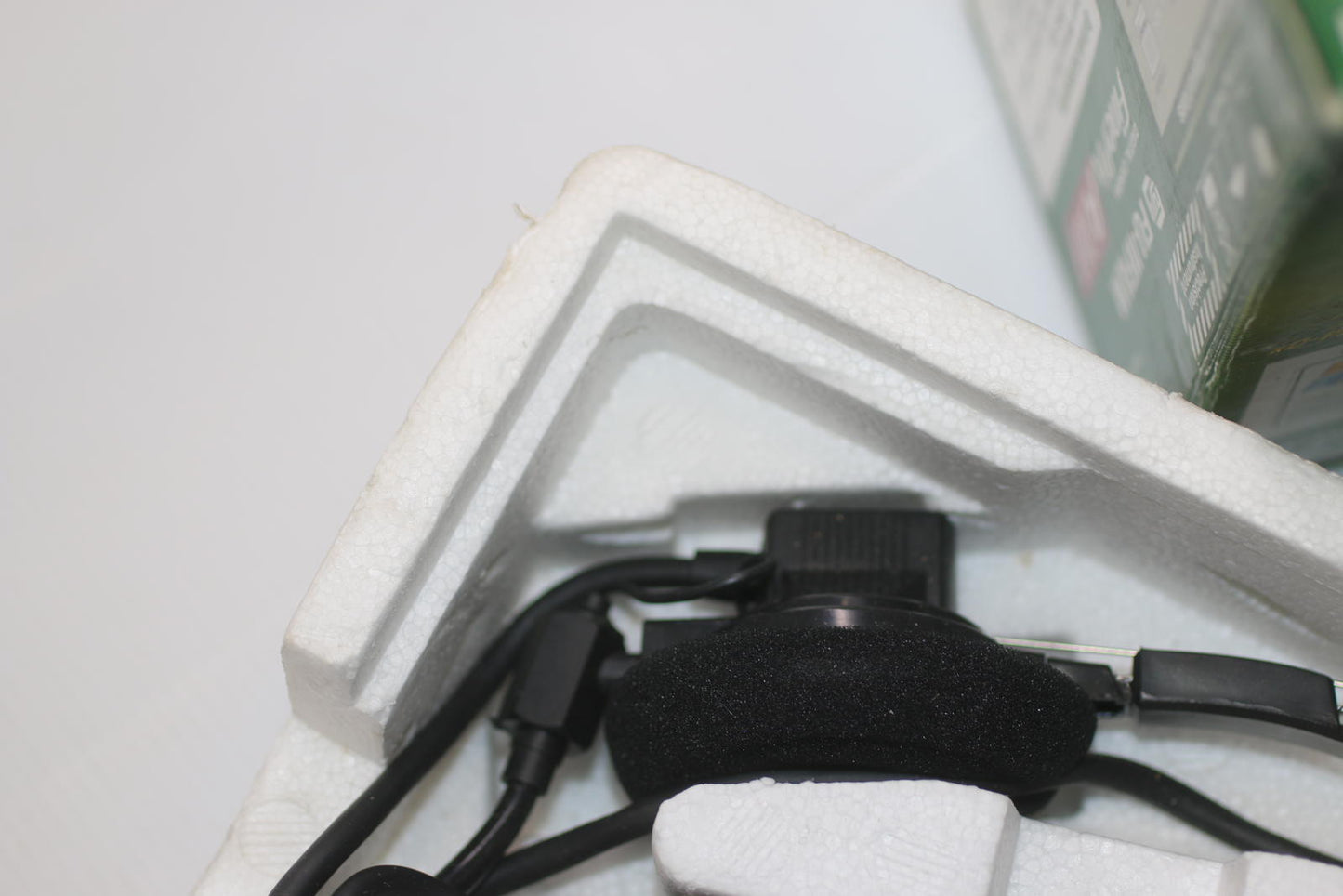 Vintage Realistic Voice Actuated FM Transceiver – Headset Radio Untested In Foam