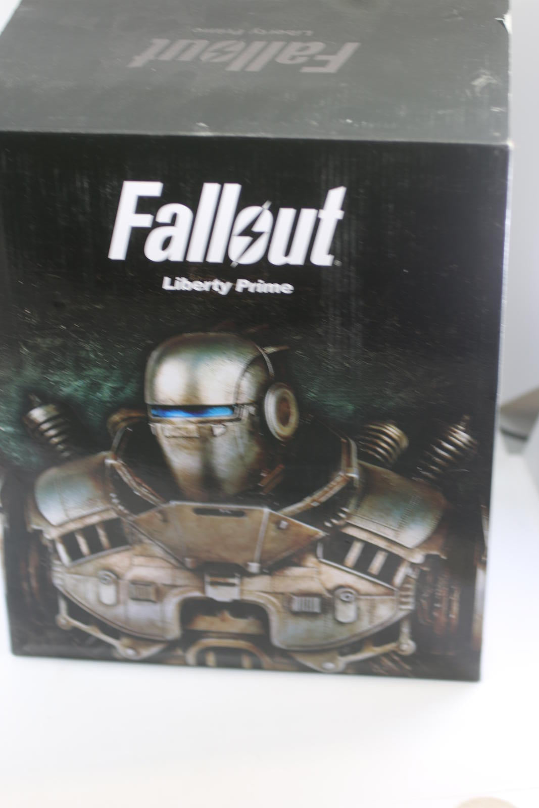 Fallout Liberty Prime Statue – Bethesda Collector Item – Boxed – Pre-Owned