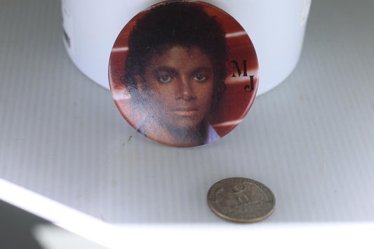 Vintage Michael Jackson Collectible Pin Badge buttom