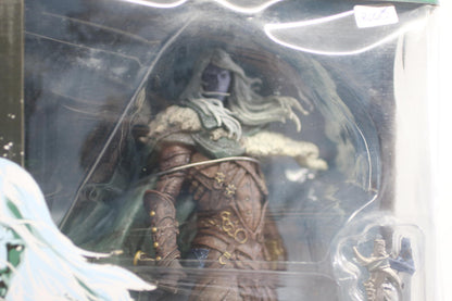 Dungeons & Dragons Drizzt Do’Urden Modern Icons #12 GameStop Exclusive Figure