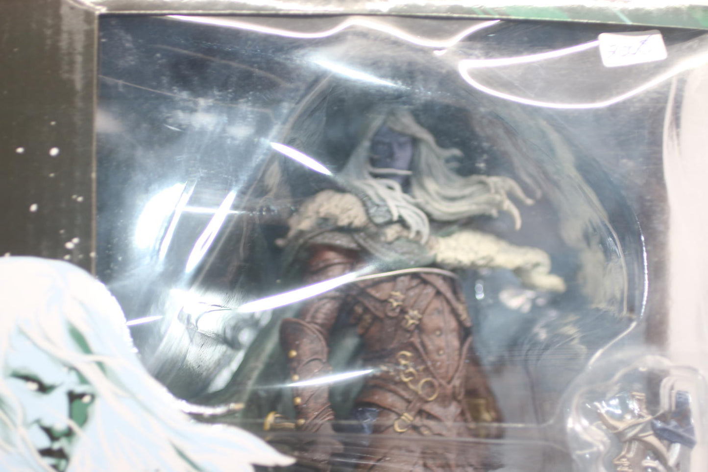 Dungeons & Dragons Drizzt Do’Urden Modern Icons #12 GameStop Exclusive Figure