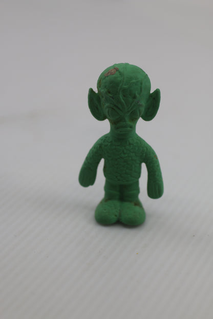 Veined Cranium Alien Diener Eraser Monster Creature Vintage Rubber Figure green