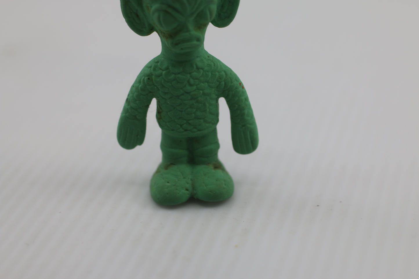 Veined Cranium Alien Diener Eraser Monster Creature Vintage Rubber Figure green