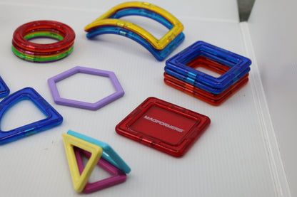 Magformers Squares & Triangles Lot Pcs Hours Of Fun Magnetic Building toys mix