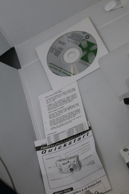 Fujifilm FinePix A303 3.2MP Digital Camera Boxed Complete Manuals Cable CD