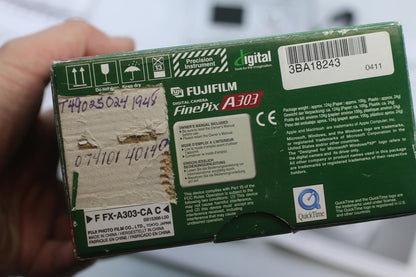 Fujifilm FinePix A303 3.2MP Digital Camera Boxed Complete Manuals Cable CD