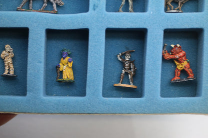Warhammer Masterpiece Editions War Chariot of the Undead Legion OOP Metal Boxed