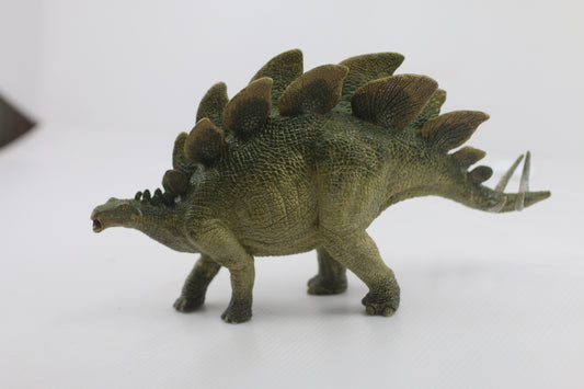 AE511 Papo 2005 Stegosaurus Dinosaur Model Figure