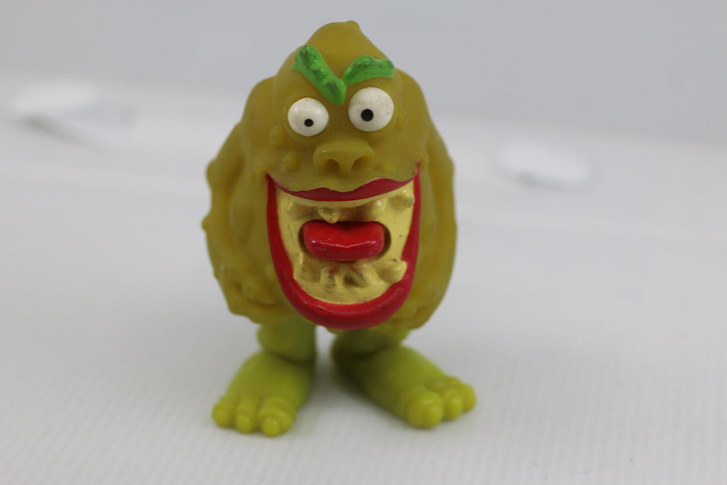 Vintage The Secret Files of The Spy Dogs Eye Popping Space Slug KFC Kid Toy 1998