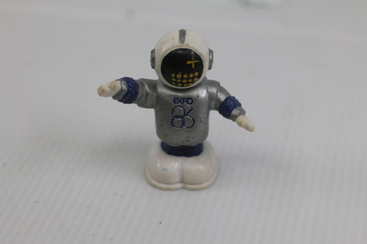RARE Vintage 1983 EXPO 86 Ernie Robot Toy Figure Hong Kong Vancouver Canada s7