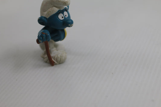 Smurfs Injured Smurf Vintage PVC Collectible Figure Bully