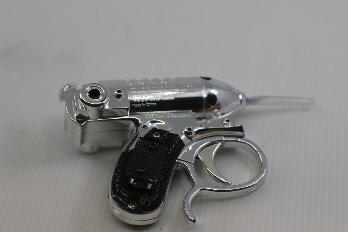 Noisy Cricket Prop Replica – Men in Black & Alien Attack Universal Studios 2005