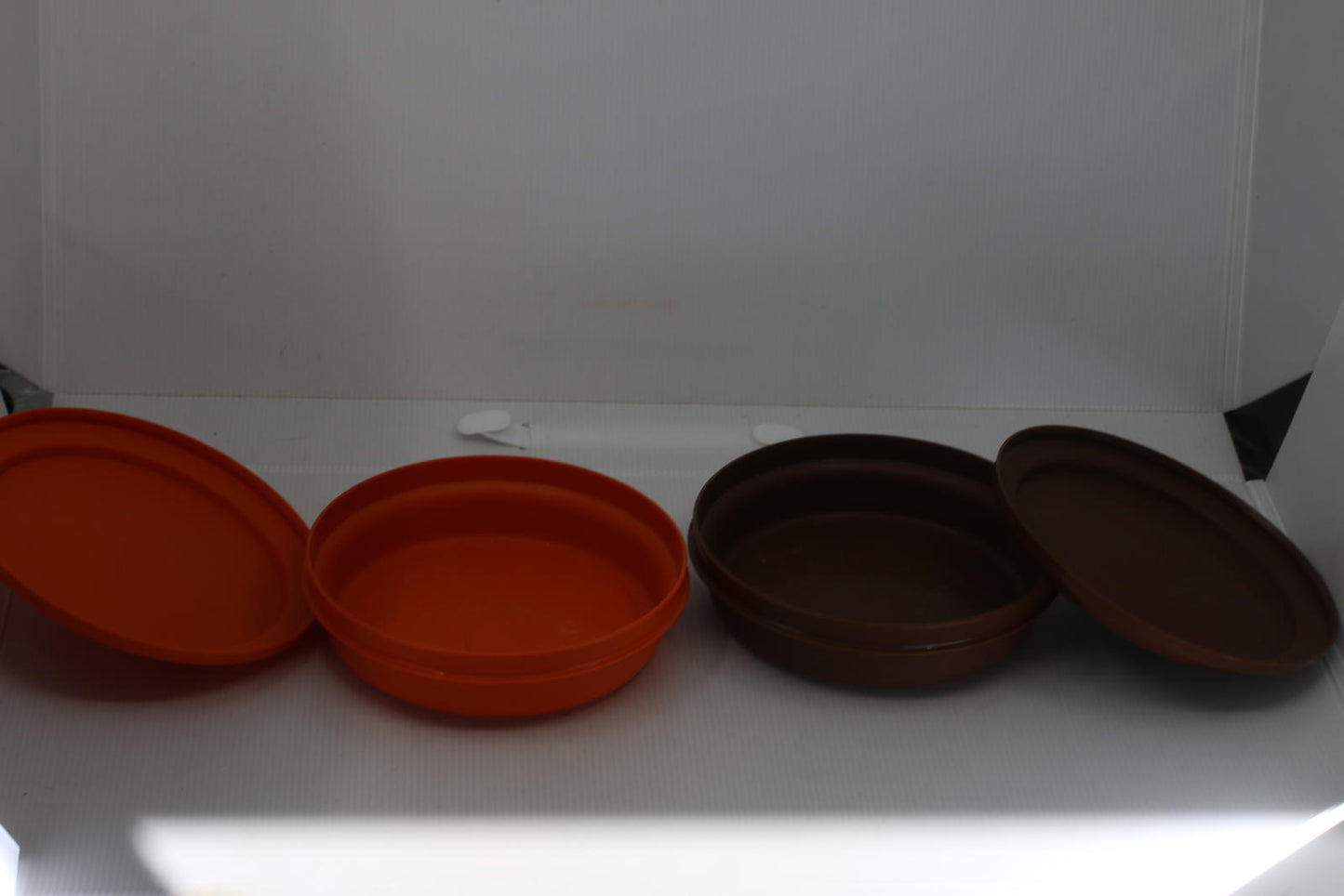 Set of Two Round Plastic Storage Containers with Lids tupperware Orange & Brown