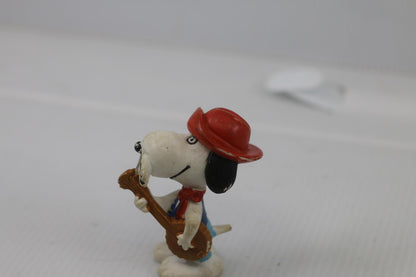 Vintage Snoopy Guitar Figurine 1958–1966 United Feature Hong Kong Peanuts