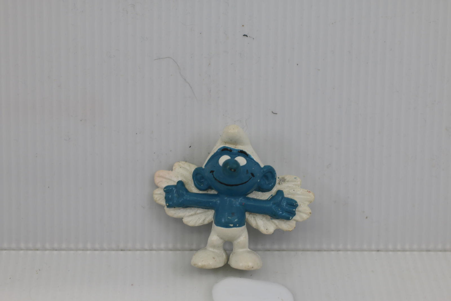 Vintage Flying Angel Smurf Collectable Vinyl Figure toy 20071