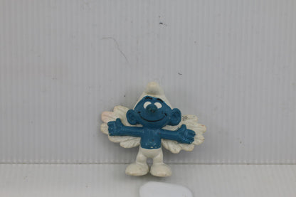 Vintage Flying Angel Smurf Collectable Vinyl Figure toy 20071