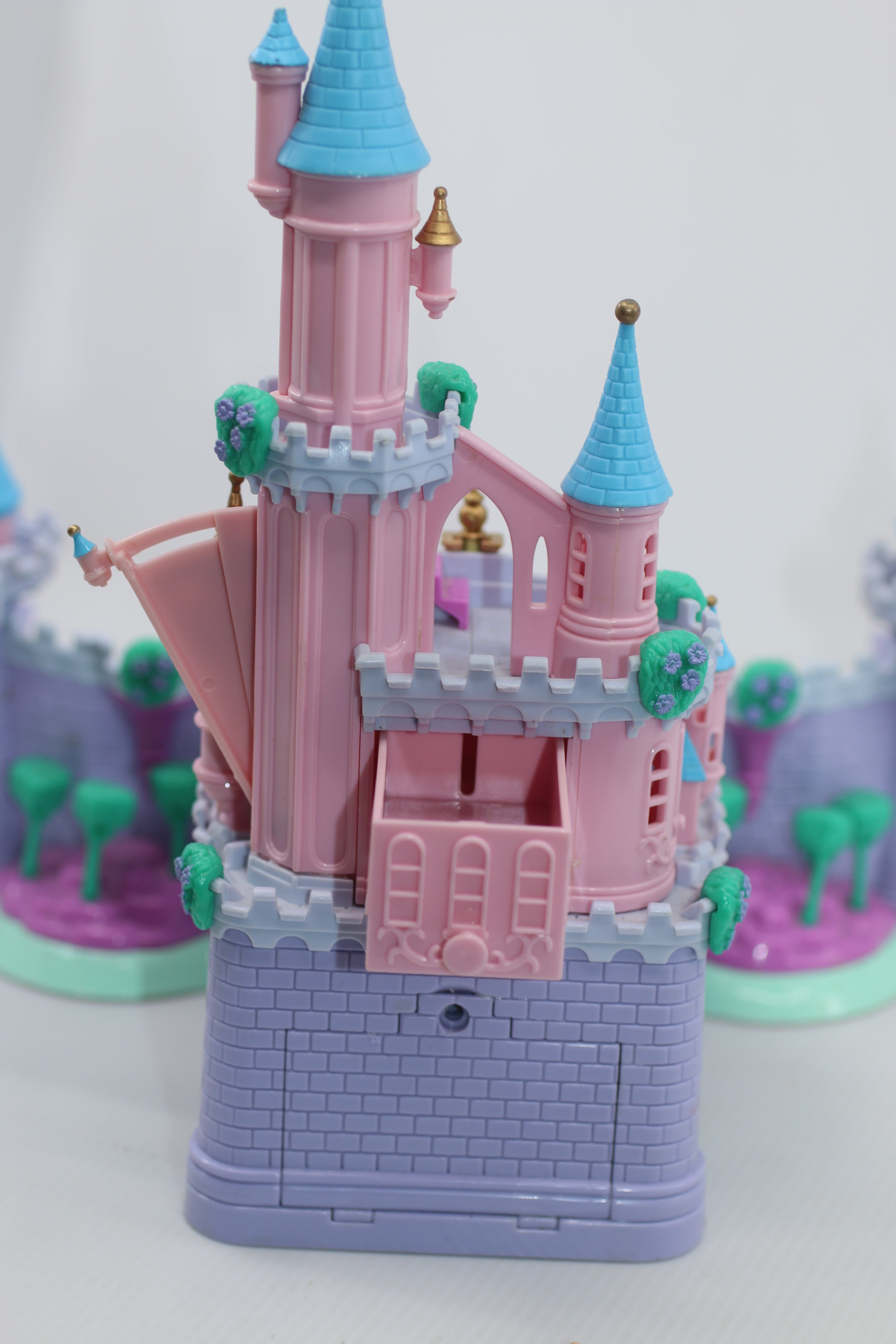 Polly pocket cinderella castle 1995 on sale