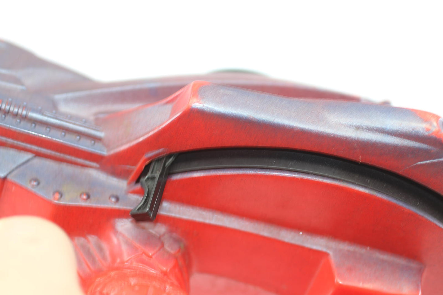HE MAN MASTERS OF THE UNIVERSE BLASTERHAWK DISC LAUNCHER LOOSE no disc