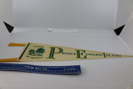 Vintage pennant felt Prince Edward Island Garden of the gulf Souvenir