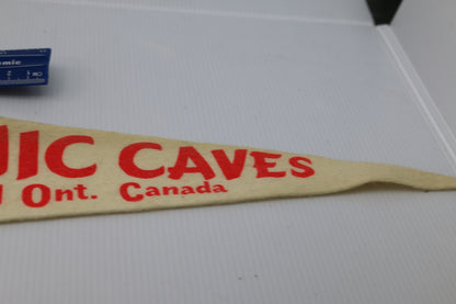 Vintage pennant felt Canada Souvenir Scenic Caves Collingwood Ontario Canada