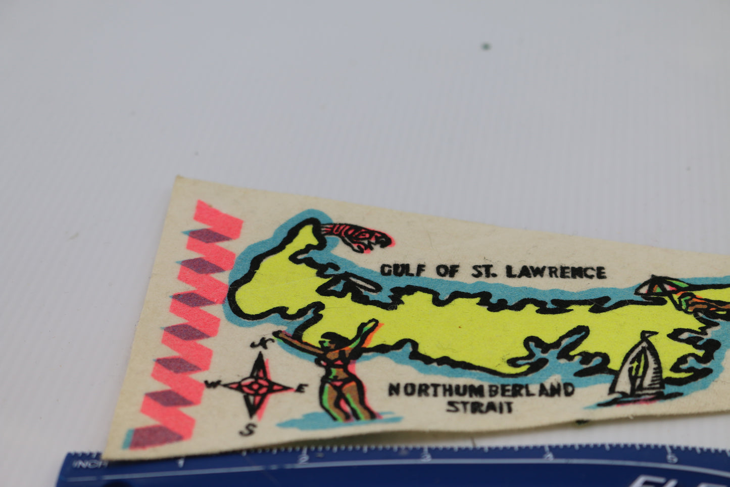 Vintage pennant felt Canada Souvenir Prince Edward Island St-Lawrence