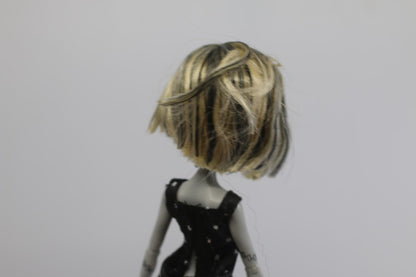 Monster High Skull Shores Black White Frankie Stein Doll