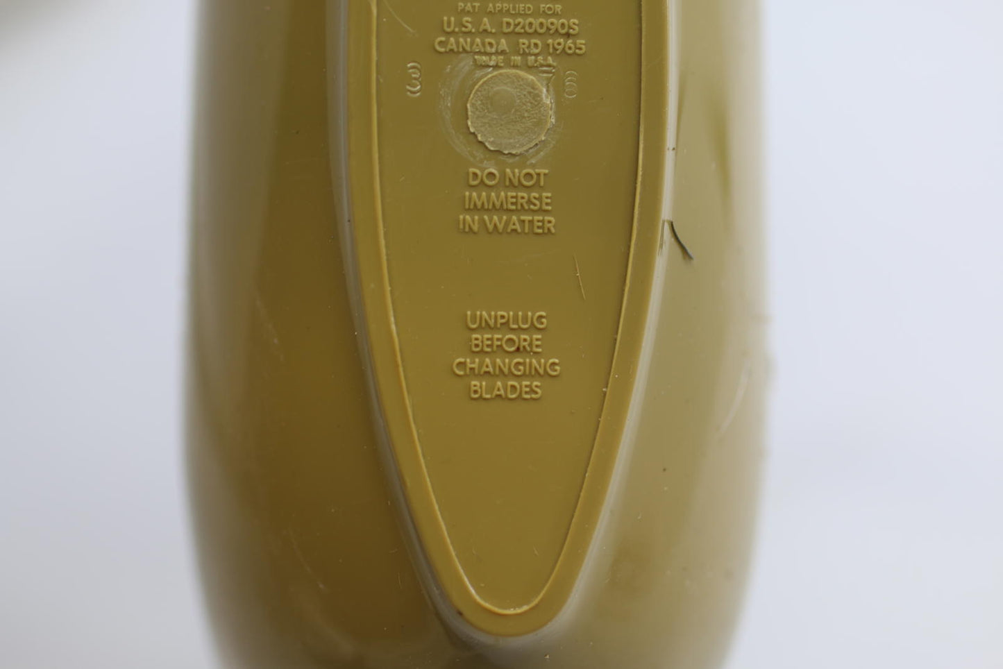 Vintage Philips Electric Knife – Model KB5235 – Mid-Century Kitchen Appliance