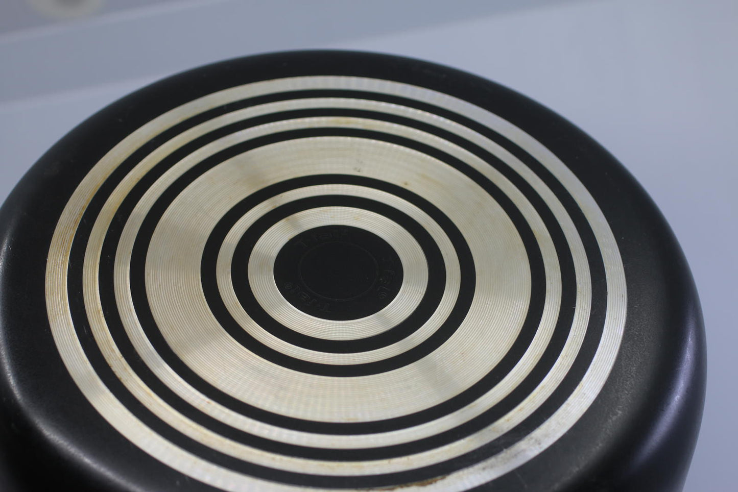 T-fal Nonstick Saute Pan w Lid 12" Black Thermo-Spot Skillet