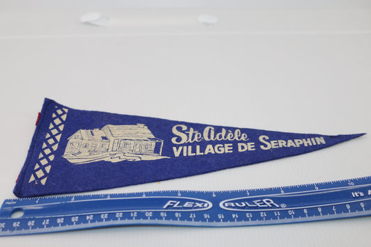 Vintage pennant felt Souvenir Ste-Adèle Village de Seraphin Blue
