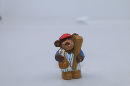 Vintage 1986 BASEBALL PLAYER TEDDY BEAR FIGURE Figurine 2" Rubber Plastic PVC