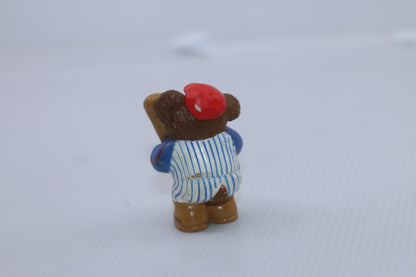 Vintage 1986 BASEBALL PLAYER TEDDY BEAR FIGURE Figurine 2" Rubber Plastic PVC