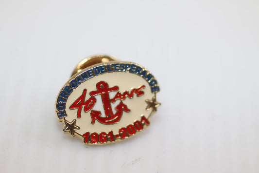 Vintage Enamel Pin 40Ans Notre-Dame-de-l’Espérance 1961–2001