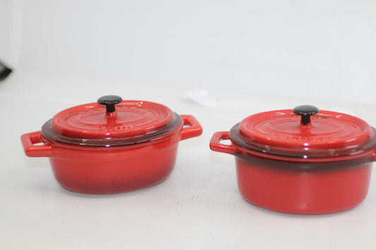 H2K Mini Red Stoneware Cocotte Set of 2 w Lids Oven Safe