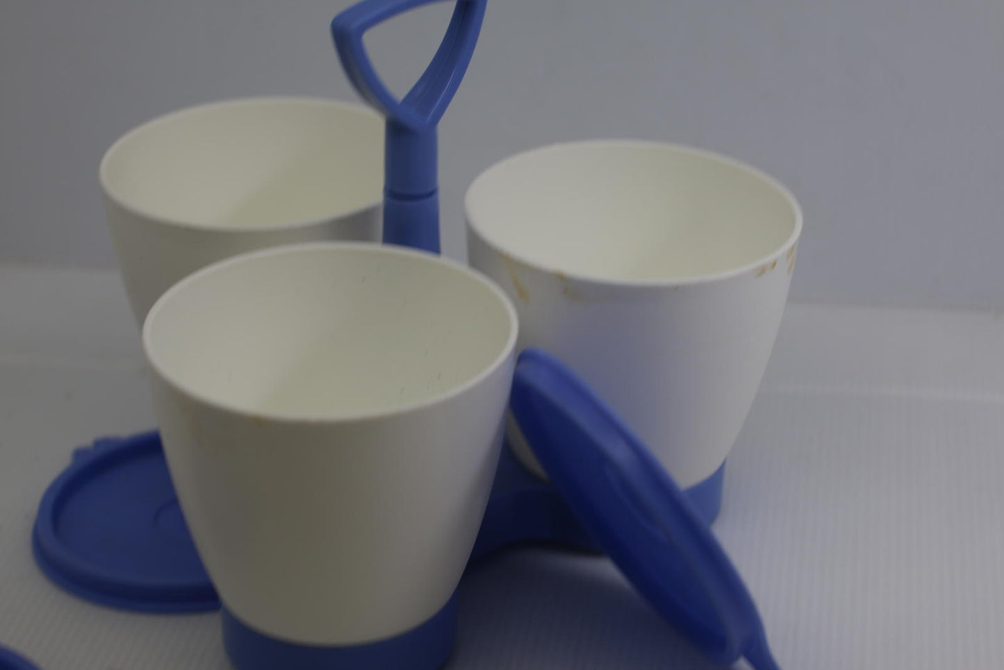 Tupperware Essentials Blue & White Serving Caddy with Condiment sauce Bowls Set