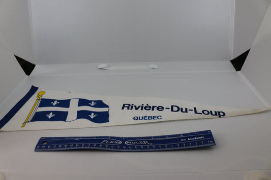 Vintage Souvenir Felt Pennant Canada Québec Rivière-du-loup Flag