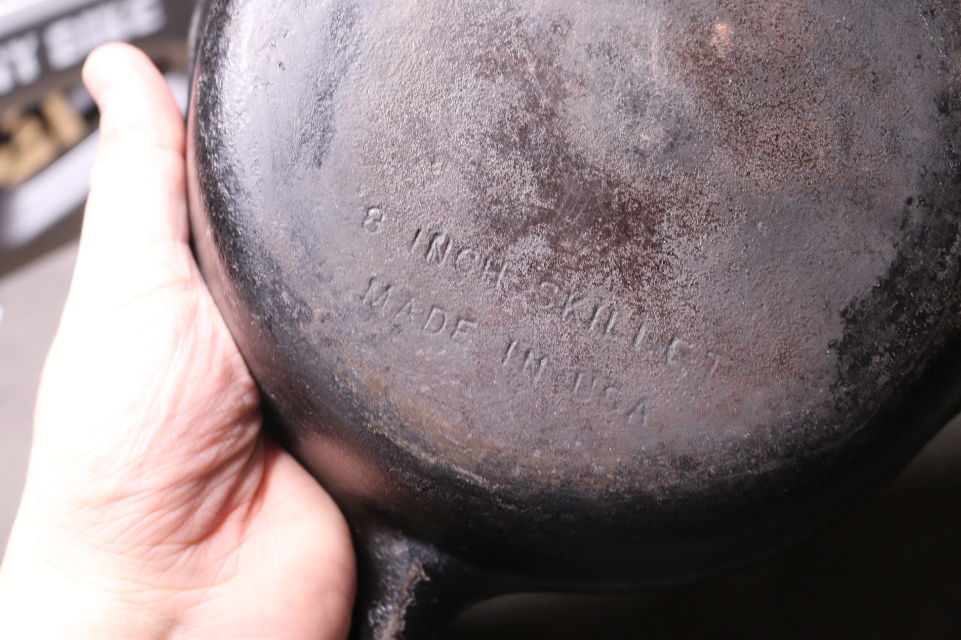 Cast Iron Skillet ~ Vintage 8 1/8 Inch ~ No. 5 Frying Pan