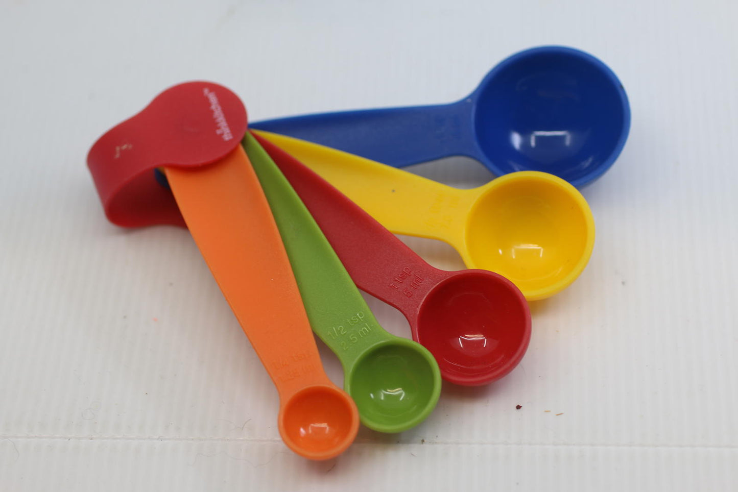 ThinkKitchen Set of 5 Colorful Measuring Spoons