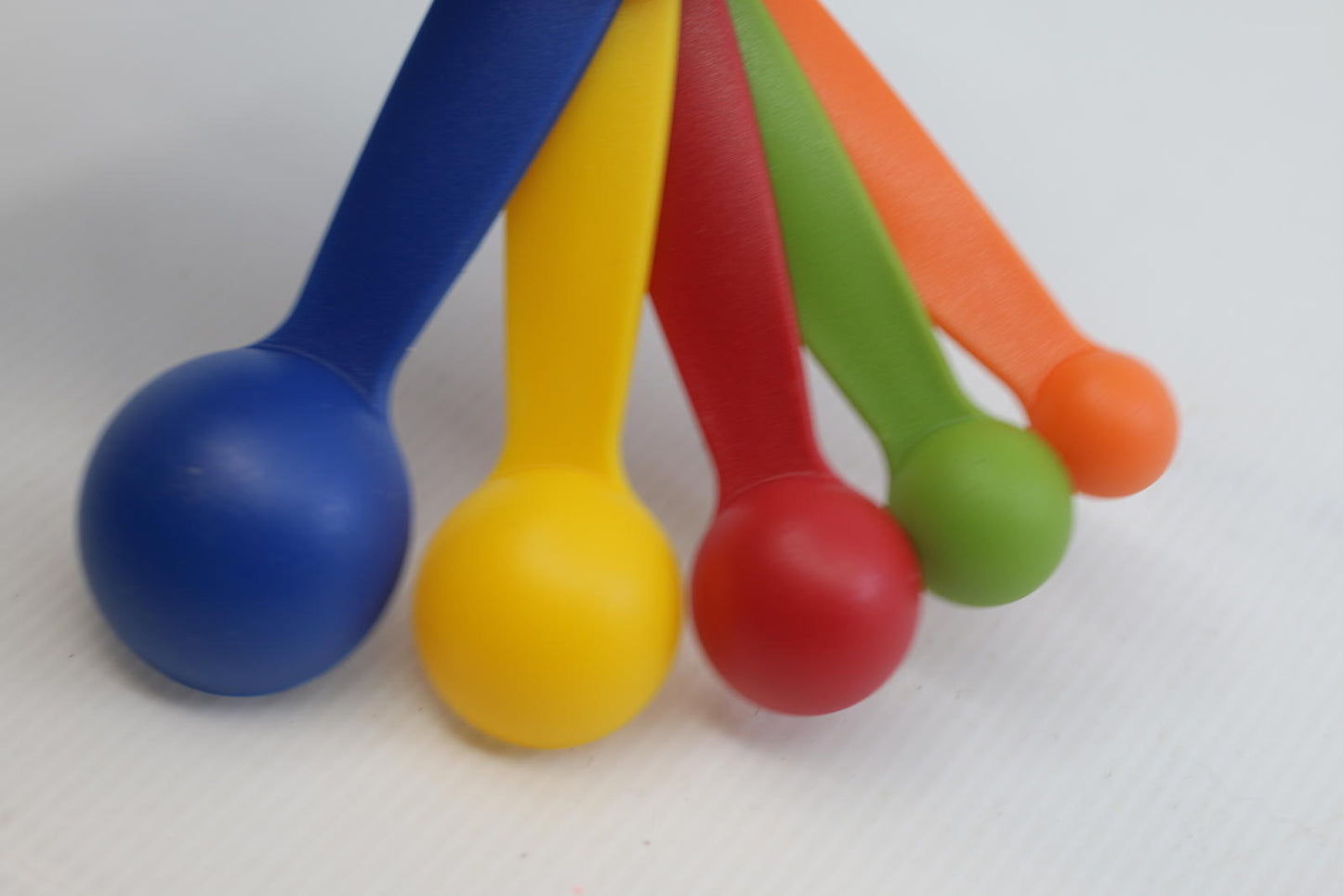 ThinkKitchen Set of 5 Colorful Measuring Spoons