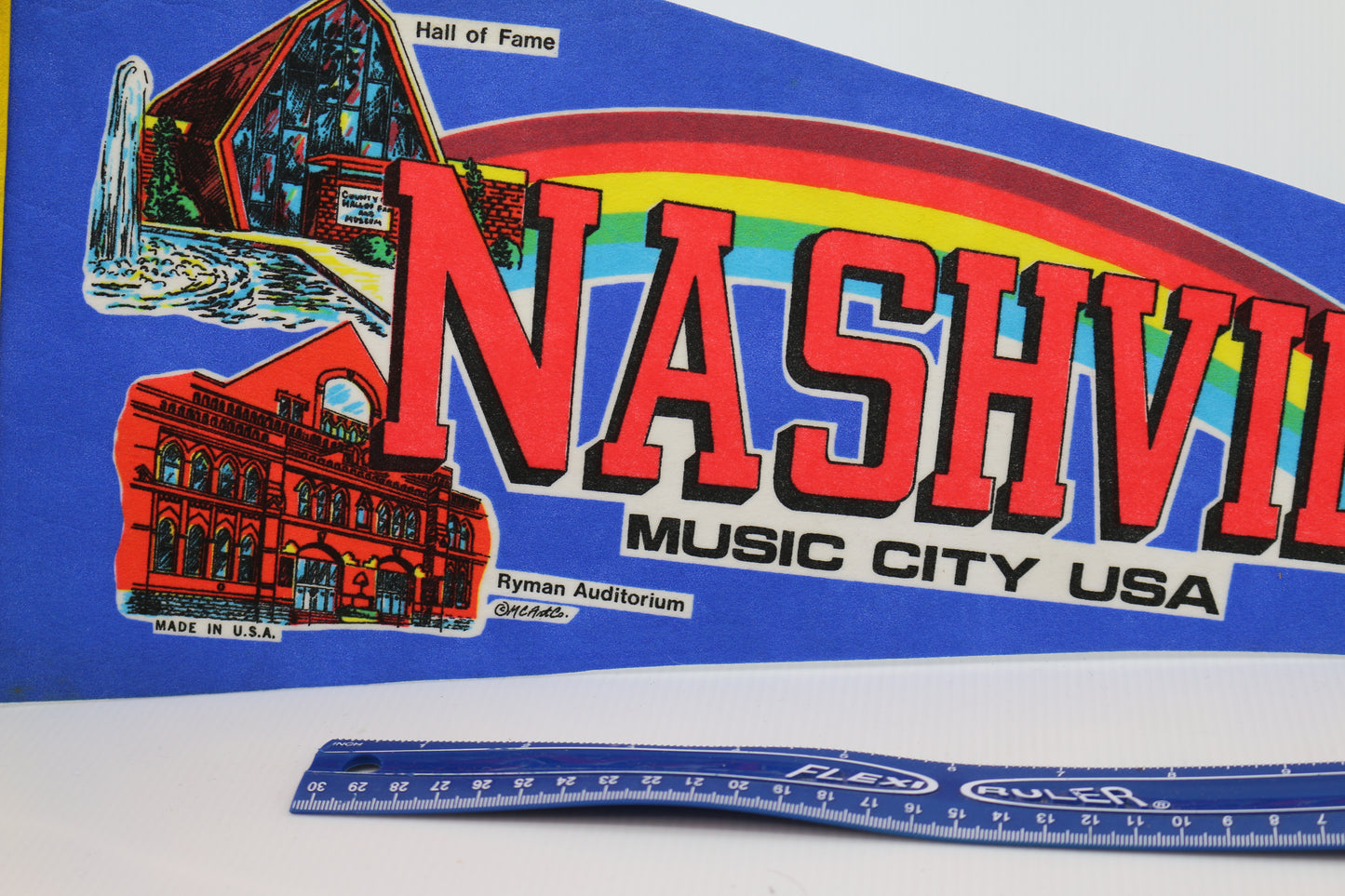 Vintage pennant felt souvenir Nashville music city made in USA Ryman Audito