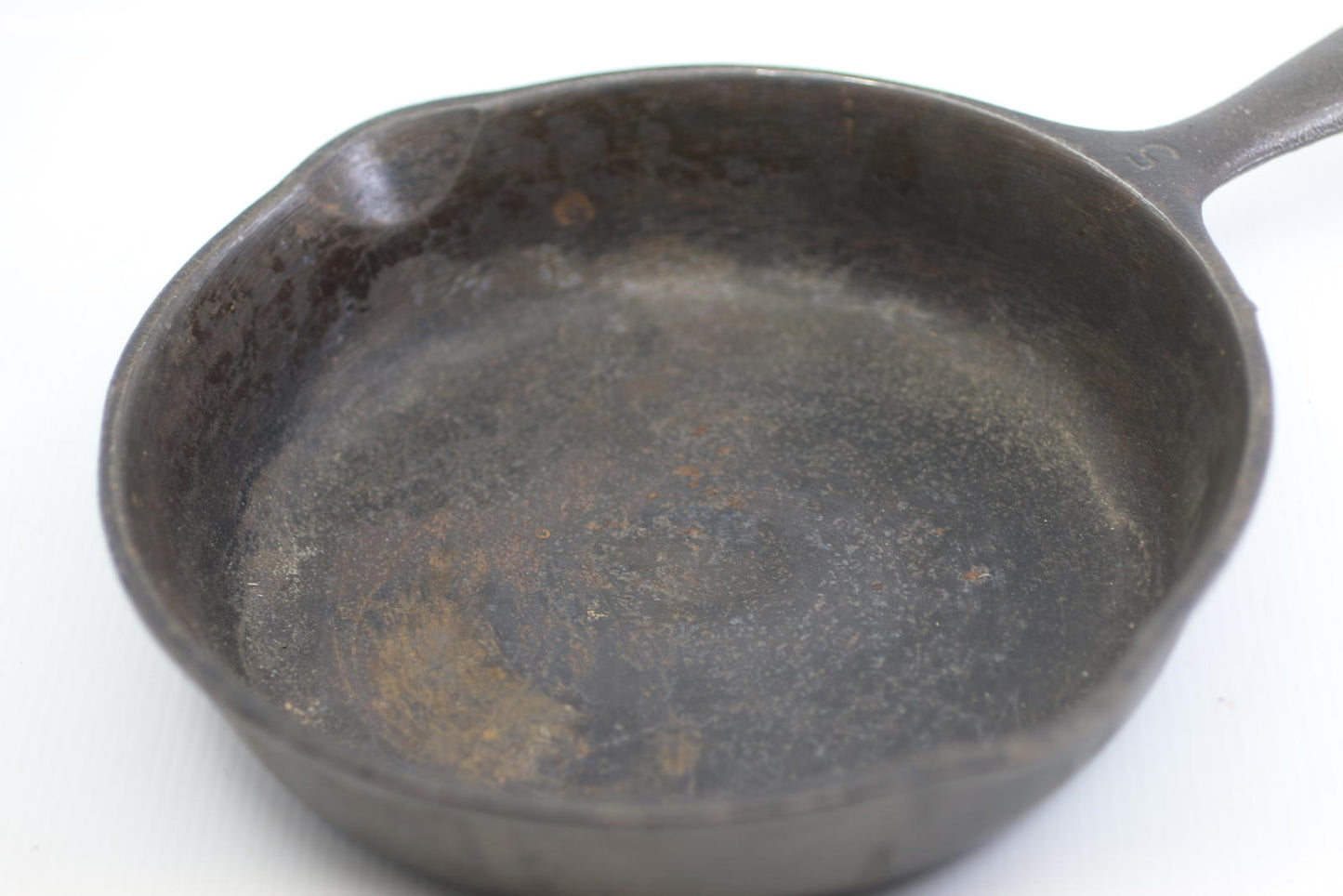 Vintage Wagner Ware 3 Inch Cast Iron Skillet Mini Frying Pan Made In USA